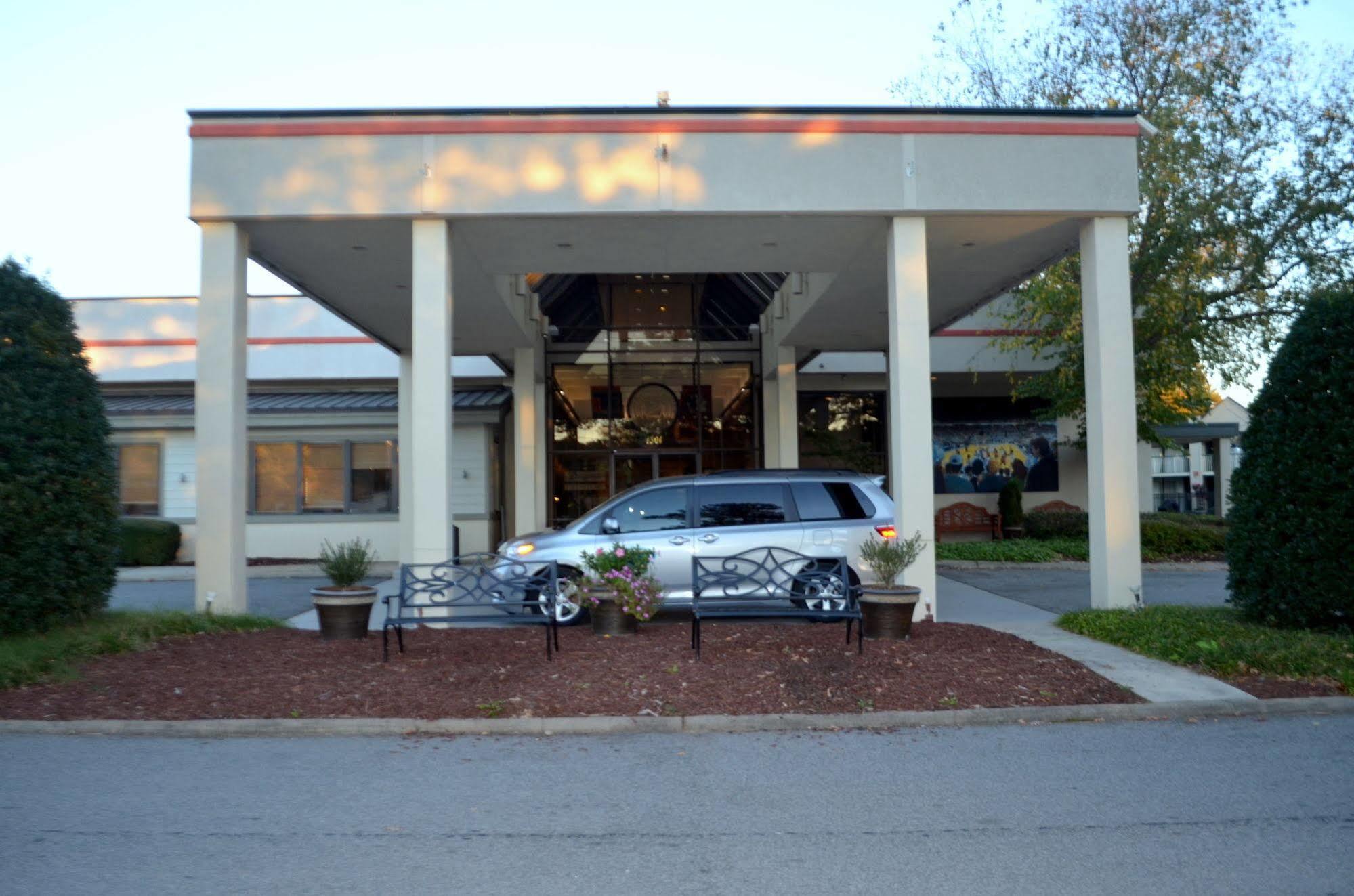 Chapel Hill University Inn Exterior foto